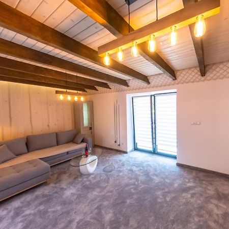 Apartament Huzar Krynica-Zdrój Exteriör bild